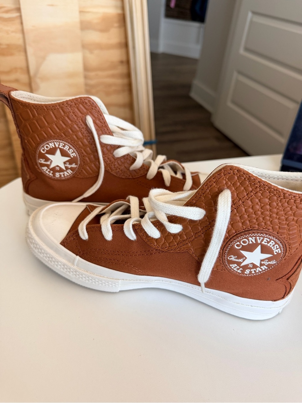 Converse High Top Sneakers in leather Brown and White - leather covering